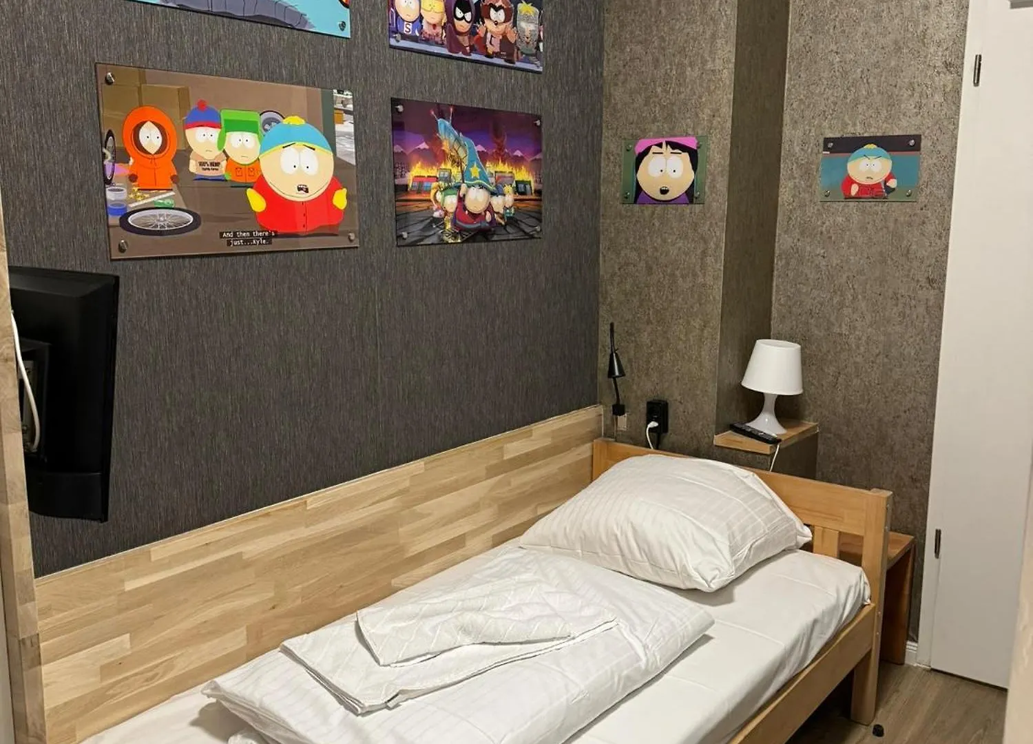 Room Pauli Amburgo 0*,