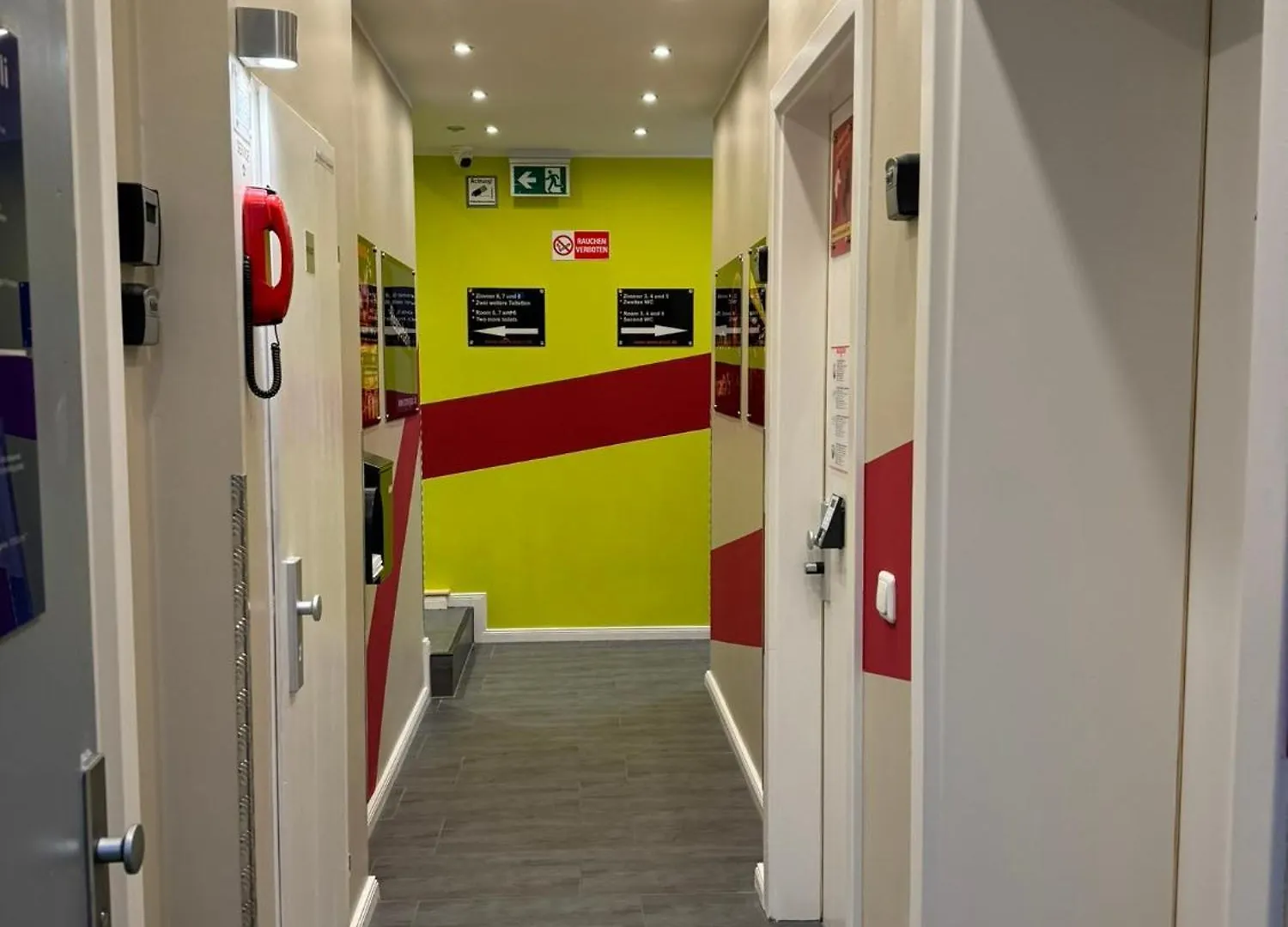 Hostel Room Pauli Hamburg