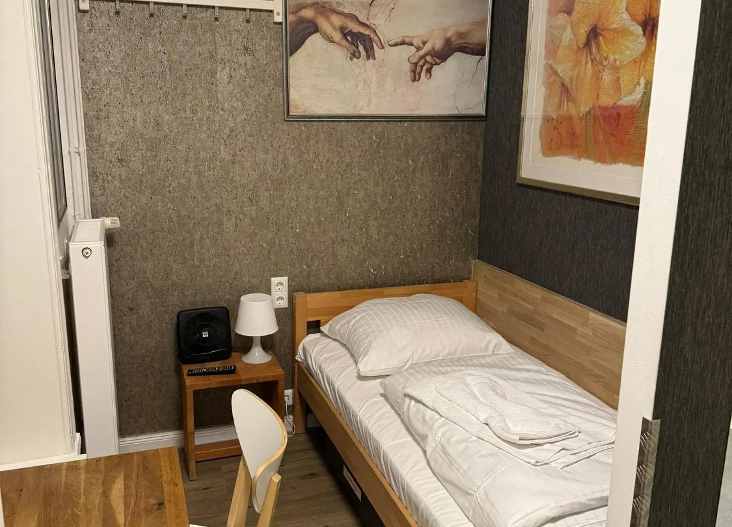 Room Pauli Hamburg 0*,
